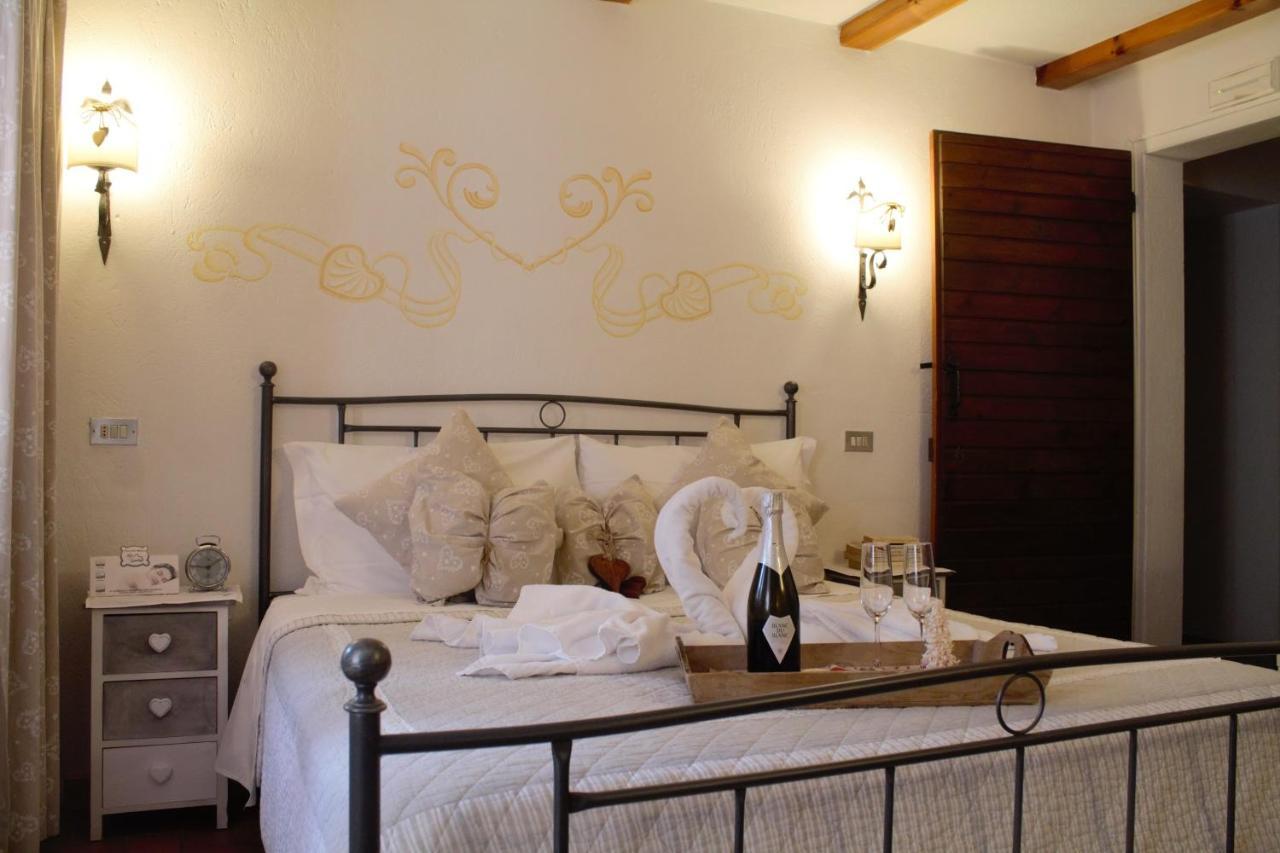 Le Coeur Du Pont Hotel Donnaz Luaran gambar