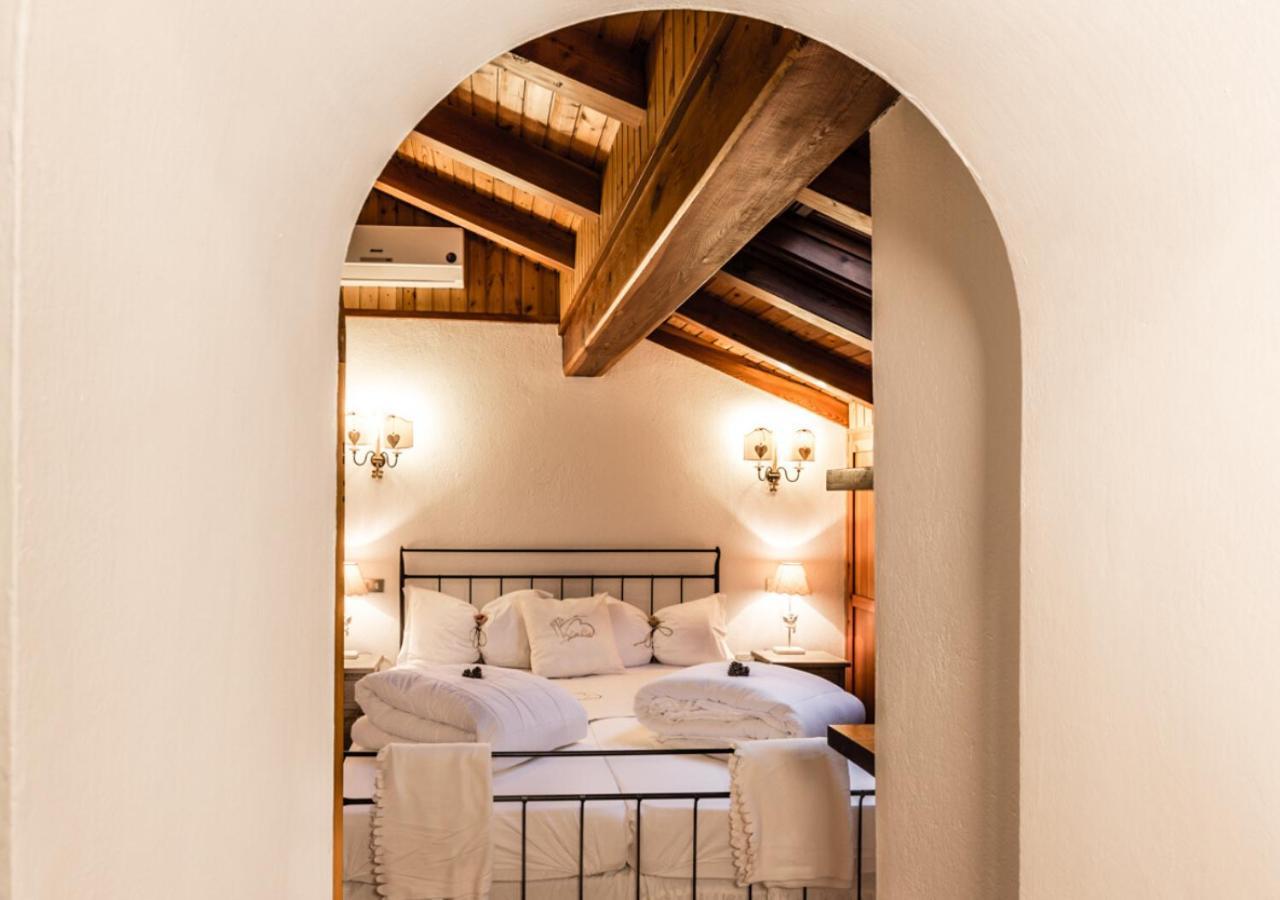 Le Coeur Du Pont Hotel Donnaz Luaran gambar